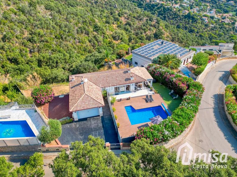 Foto 4b11c989-815c-492b-9a71-c48474fae440. Xalet amb calefacció aparcament piscina a Cabanyes-Mas Ambrós-Mas Pallí Calonge