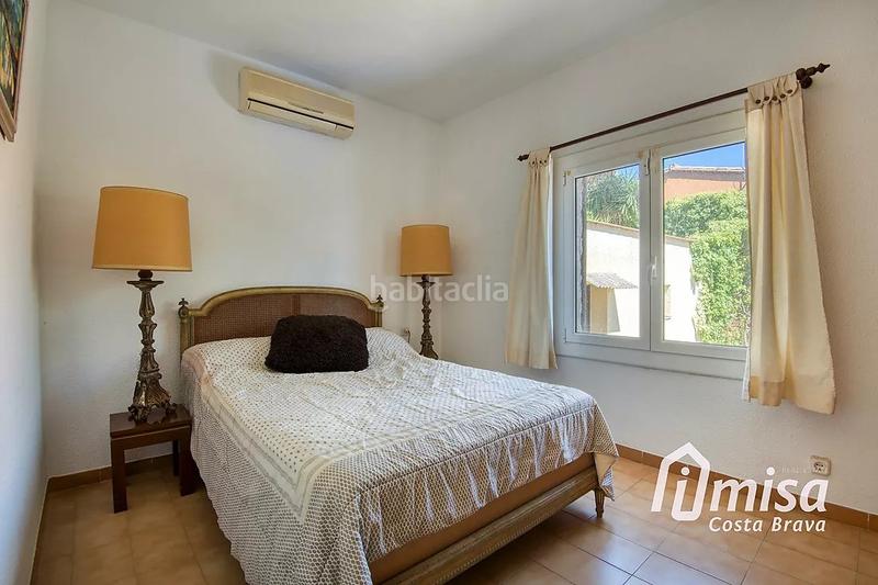 Foto 6a7a1be2-e8f7-4271-b9ff-1e82dde40e74. Xalet amb aparcament piscina a Cabanyes-Mas Ambrós-Mas Pallí Calonge