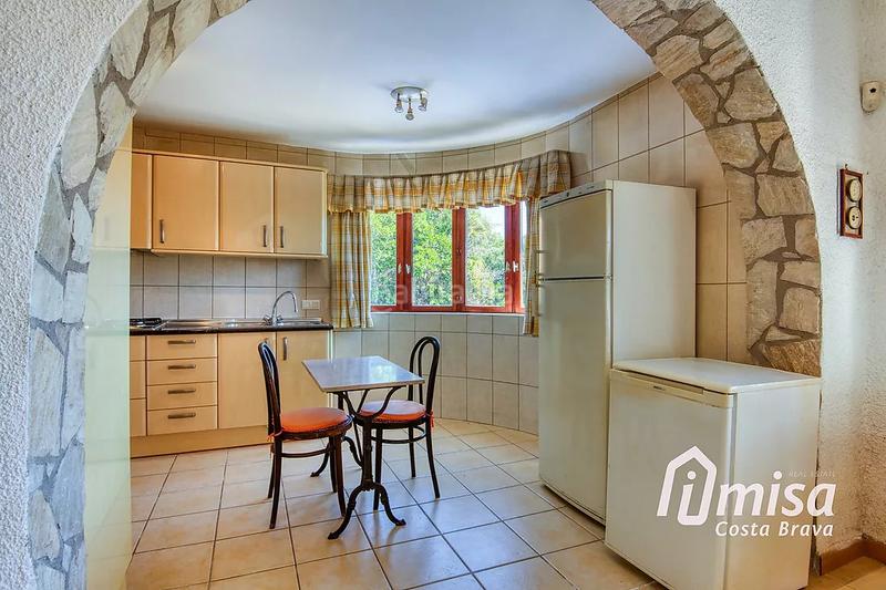 Foto 33d97f6d-fd74-435b-9fca-6a9a3b1eb9bf. Chalet oportunidad de reforma ! en Cabanyes-Mas Ambrós-Mas Pallí Calonge