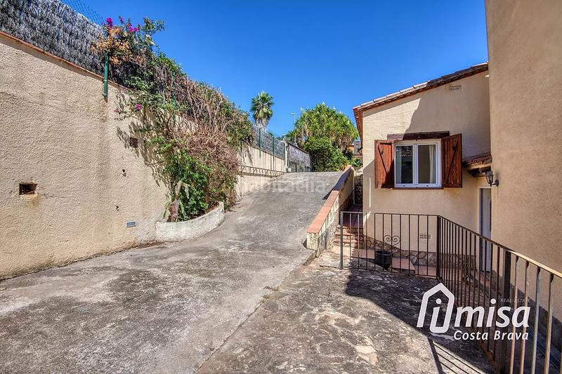 Foto a6a54d62-ad1f-4020-8704-44031b06e69e. Chalet oportunidad de reforma ! en Cabanyes-Mas Ambrós-Mas Pallí Calonge