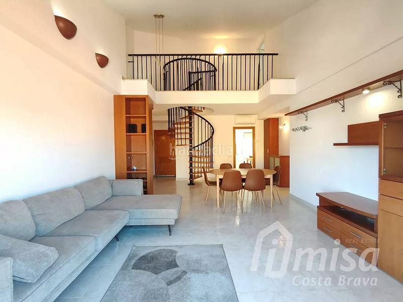 Foto 8156670c-7eff-4e0a-a3d0-b95698bb7e46. Apartament a Avinguda Catalunya Palamós