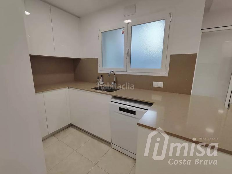 Foto 9d421496-3fac-440a-8a4c-20555fefd2e7. Apartament a Avinguda Catalunya Palamós