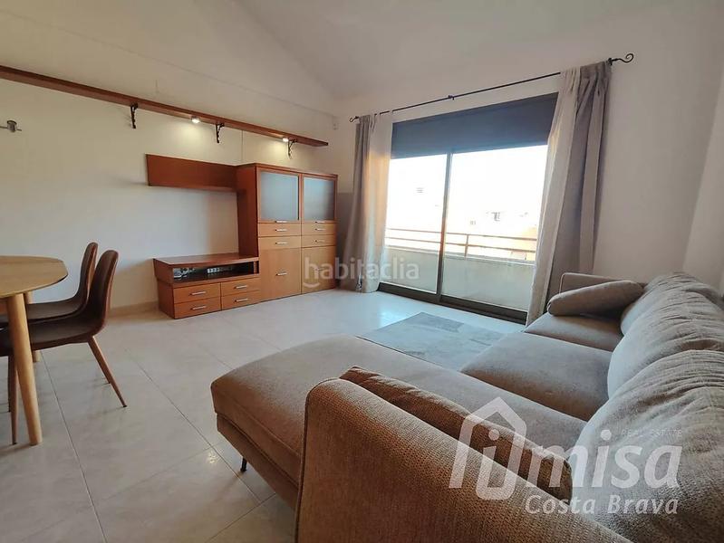 Foto fa60799c-22bd-4275-9548-aeef97fc875f. Apartament a Avinguda Catalunya Palamós