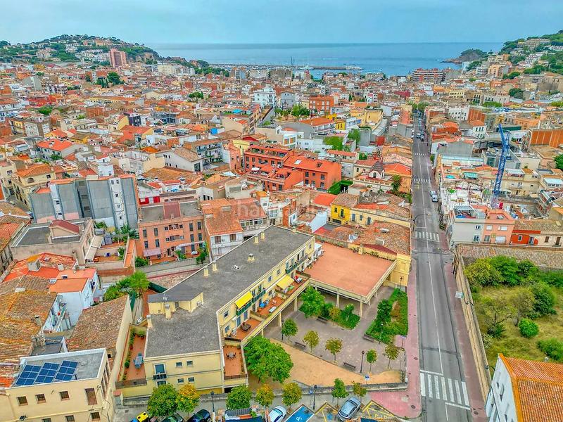 Foto 4bd30525-1e7f-4ea1-991b-9ff1fdb57696. Apartament amb aparcament a Eixample Sant Feliu de Guíxols