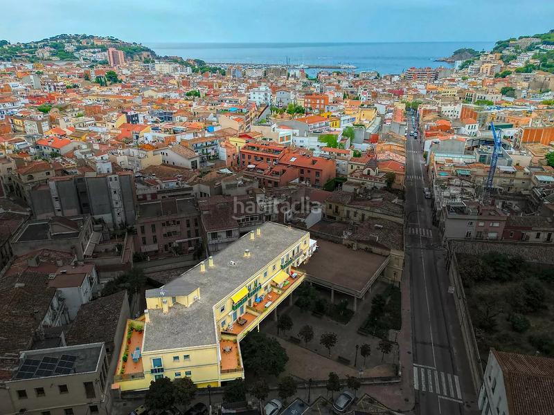 Foto 612830ff-69b5-4923-86df-cf2a7e94aee1. Apartament amb aparcament a Eixample Sant Feliu de Guíxols