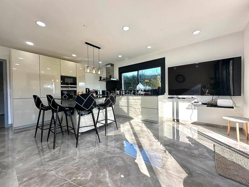 Foto 22ba5817-12c4-4976-b922-a2e19ffede34. Chalet con parcheggio piscina in Cabanyes-Mas Ambrós-Mas Pallí Calonge