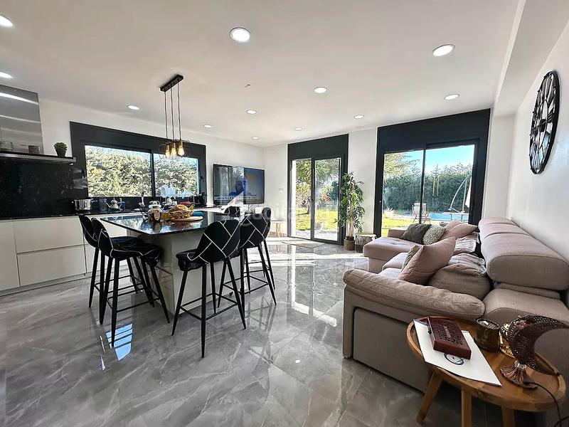 Foto 7e98448c-d866-4772-93d3-993f56610356. Chalet con parcheggio piscina in Cabanyes-Mas Ambrós-Mas Pallí Calonge