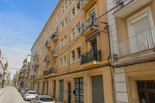 Appartement  Calle doctor antic roca. Piso en venta en girona   amplio, luminoso y con balcón