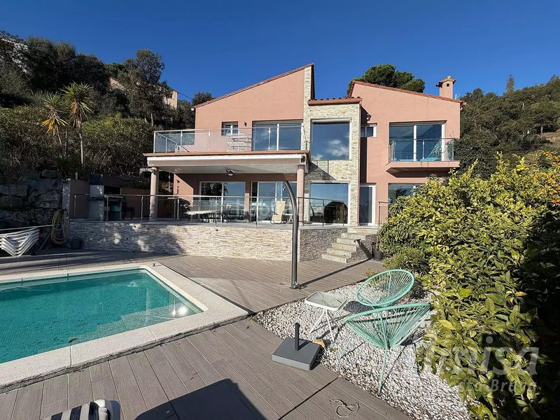 Foto ea0c96f5-b183-4903-980b-f0e568a7c08e. Xalet amb piscina a Mas Pere-Río de Oro Calonge