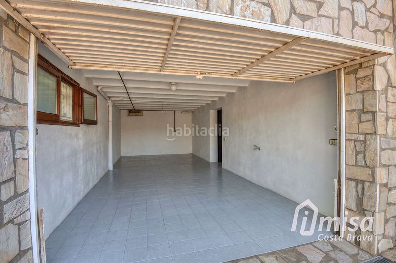 Foto 167fe039-be98-4014-904f-d521f111a0d4. Xalet amb aparcament piscina a Poble Calonge
