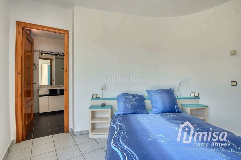 Foto 4f543b2a-5722-4af3-80b2-4b953758a160. Xalet amb aparcament piscina a Poble Calonge