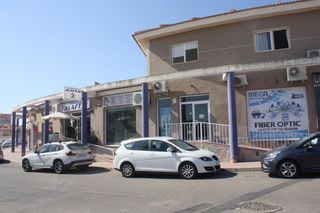 Business premise in Rojales. Local comercial