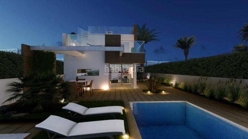 Foto 5f718c5a-538b-474b-9f50-9cfd22162c73. Chalet mit parking pool in El Raso Guardamar del Segura