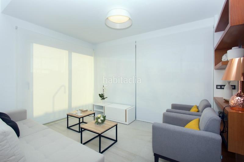 Foto b7219a6e-7372-43f6-93ff-1bc98bbf3fe6. Chalet mit parking pool in El Raso Guardamar del Segura