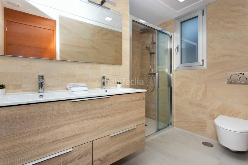 Foto 203e6b69-f81a-4806-8b98-f64839d55b21. Chalet with parking pool in El Raso Guardamar del Segura