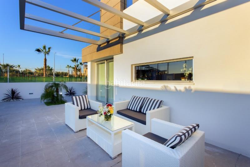 Foto 492426b1-110f-4d6e-b306-3c4a7c051b56. Chalet avec parking piscine dans El Raso Guardamar del Segura