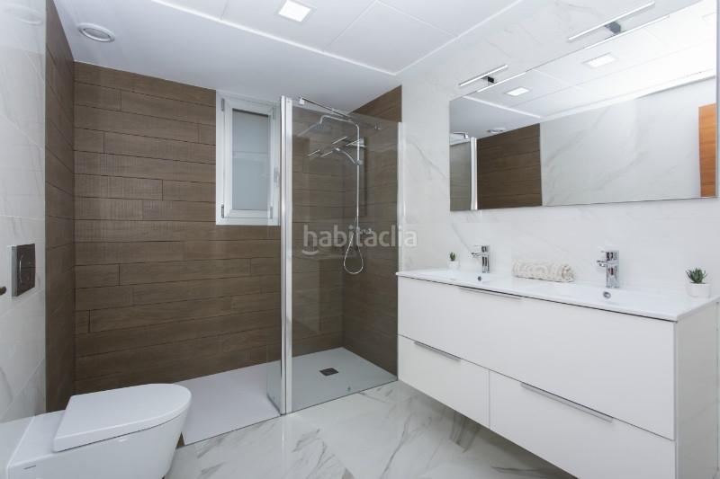 Foto a5b5906d-672d-4ffe-b259-d5c2f5b2a520. Xalet amb aparcament piscina a El Raso Guardamar del Segura