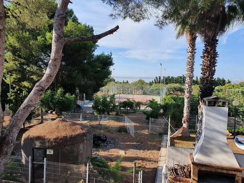 Foto 6a6fec53-0179-48ad-8984-ee630dae9845. Xalet amb calefacció aparcament piscina a Los Balcones-Los Altos Torrevieja
