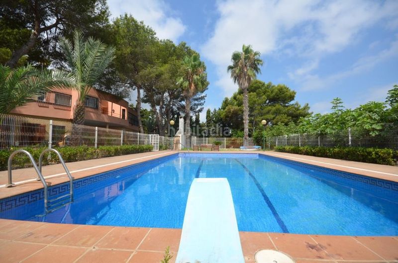 Foto 9ce9b3c5-ab29-4ed7-b28f-79ab0495eb13. Xalet amb calefacció aparcament piscina a Los Balcones-Los Altos Torrevieja