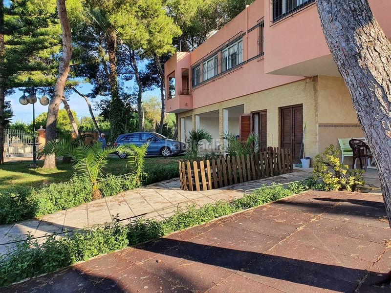 Foto fa3dc3b8-0b86-4ce0-ac89-c4cda594cb5d. Xalet amb calefacció aparcament piscina a Los Balcones-Los Altos Torrevieja