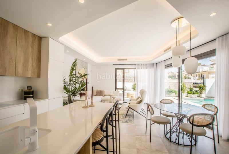 Foto 4b164ed6-b6e7-4e07-ab5f-2085c7f8e793. Chalet avec parking piscine dans La Florida Orihuela