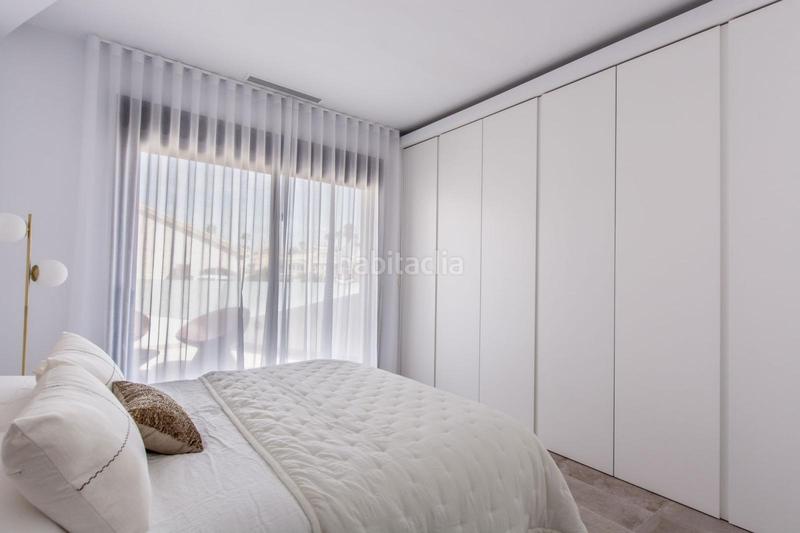 Foto 8ea745e5-041b-4063-ae98-a787d43b2d9a. Xalet amb aparcament piscina a La Florida Orihuela