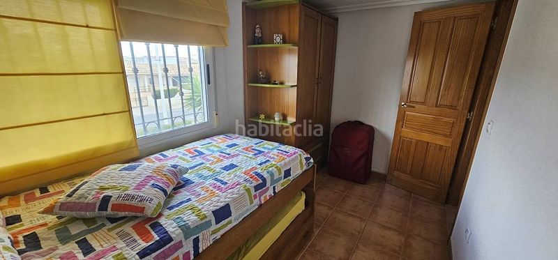 Foto bd0e5109-eeec-48e2-bfe7-c4cb46e9c791. Casa amb calefacció piscina a La Zenia Orihuela