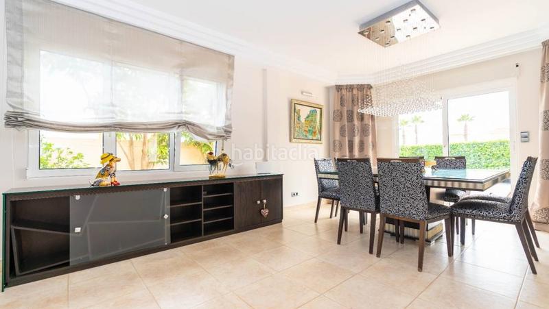 Foto 541cf6e8-4410-423c-be94-f3ab03bcb3ab. Chalet with heating parking pool in Aguas Nuevas Torrevieja