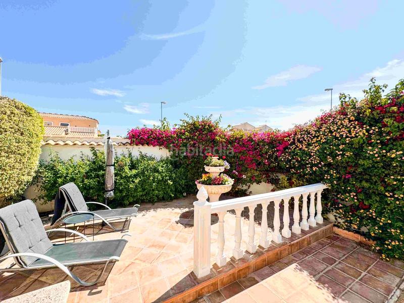 Foto b5dfe8e3-e625-47a2-87ae-4361e7fd4a78. Chalet mit parking pool in Los Balcones y los Altos Orihuela