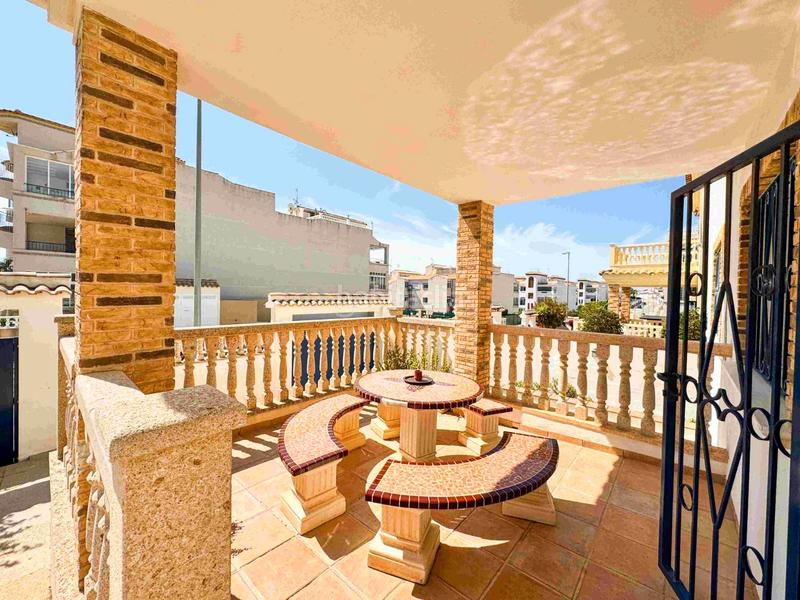 Foto ef2dcd33-21b9-44a0-a278-1ab0c36cef99. Chalet mit parking pool in Los Balcones y los Altos Orihuela