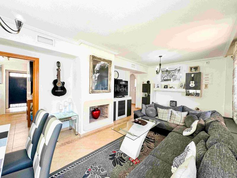 Foto ad3f8868-c62a-4631-ad11-2b77125b8241. Chalet avec parking piscine dans Los Balcones y los Altos Orihuela