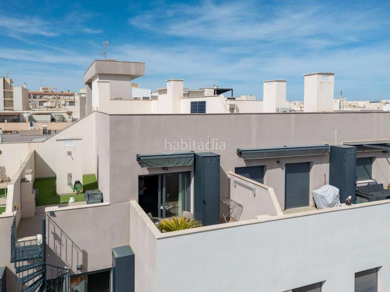 Foto 82fe3f50-0347-463d-85d6-f7e7fc974bec. Apartament amb calefacció aparcament piscina a Centro - Muelle Pesquero Torrevieja