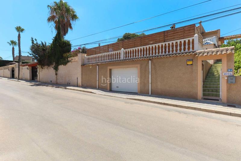 Foto 47d49788-5564-423b-b3dc-b5640b65fddc. Chalet en Los Balcones y los Altos Orihuela
