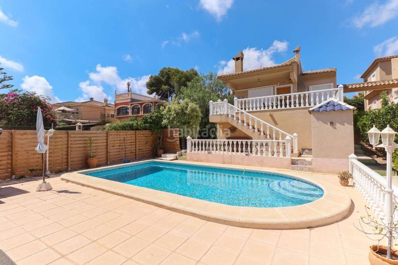 Foto 2278072d-a3c1-4068-9688-7755e6879654. Xalet amb aparcament piscina a Los Balcones y los Altos Orihuela