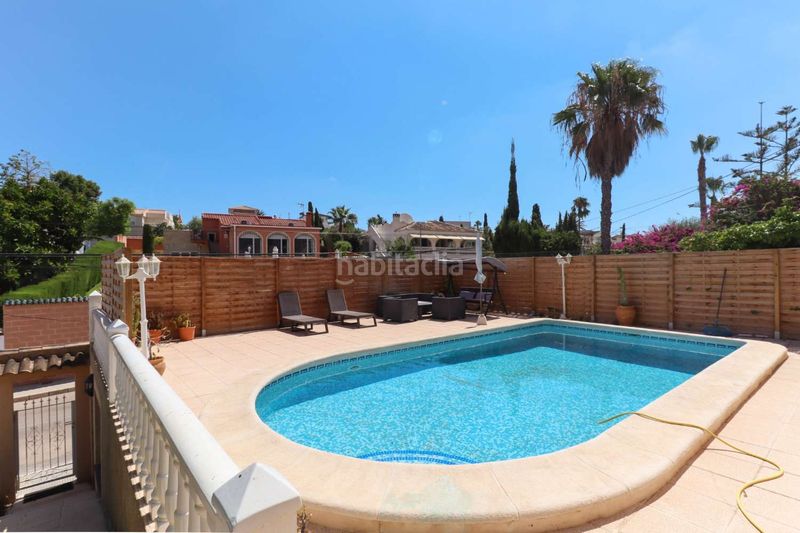 Foto eea88b3e-b770-436f-b896-8131251e8fe9. Xalet amb aparcament piscina a Los Balcones y los Altos Orihuela