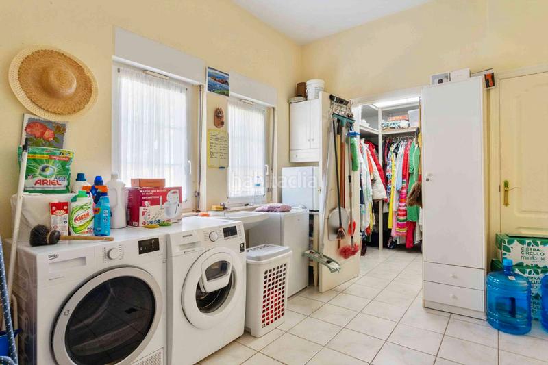 Foto 27434c1a-6e7e-435c-93c4-2b9e23580a78. Chalet with heating parking pool in La Zenia Orihuela