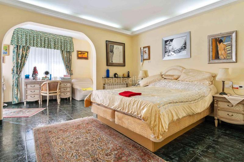 Foto c2f91755-b585-4886-9a4a-0bda6f68db90. Chalet with heating parking pool in La Zenia Orihuela