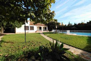 Chalet in Punta Prima