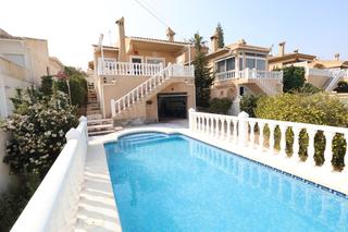 Chalet in Los Balcones-Los Altos