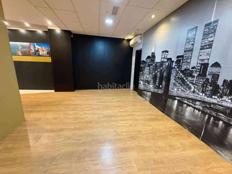 Foto db6f9331-6ad9-42dc-83e9-666466443088. Local commercial dans Guardamar