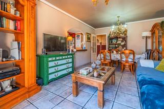 Etagenwohnung  N/a