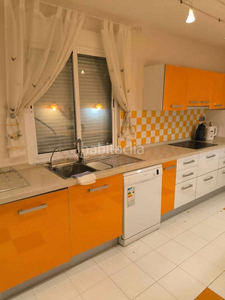 Foto 83e18f0c-90a6-4fd7-818f-539a33614a68. Chalet with heating parking pool in Zona Carrefour - Urbanizaciones Torrevieja