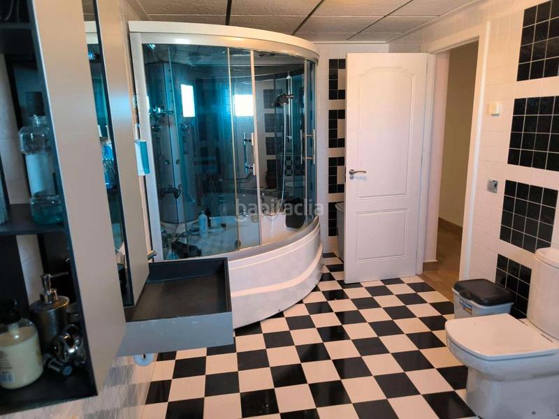 Foto 322dd16b-97af-4b28-bf30-eb75754ea70e. Chalet con riscaldamento parcheggio piscina in Zona Carrefour - Urbanizaciones Torrevieja