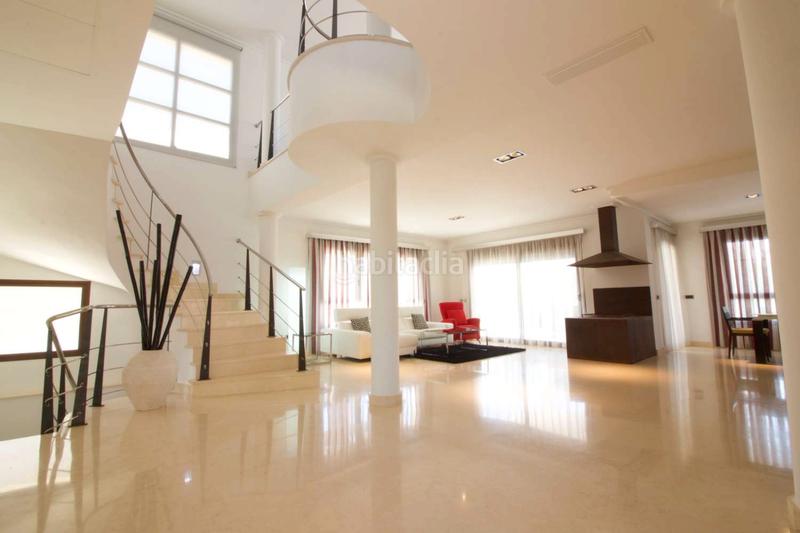 Foto 972eed28-cd6d-4a12-bb4b-fc260875467d. Chalet avec chauffage parking piscine dans Cabo Roig Orihuela