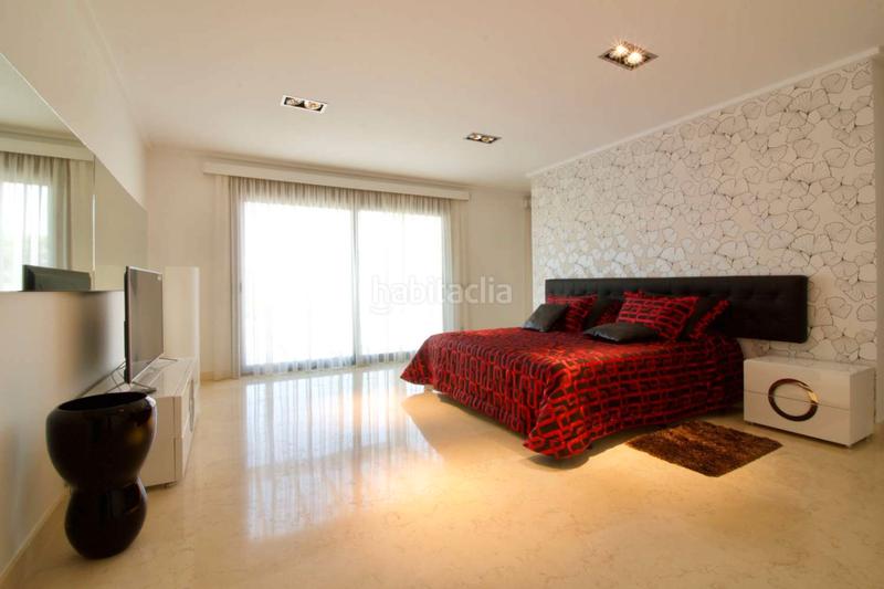 Foto d189278d-2df4-4142-9168-da3110eff514. Chalet avec chauffage parking piscine dans Cabo Roig Orihuela