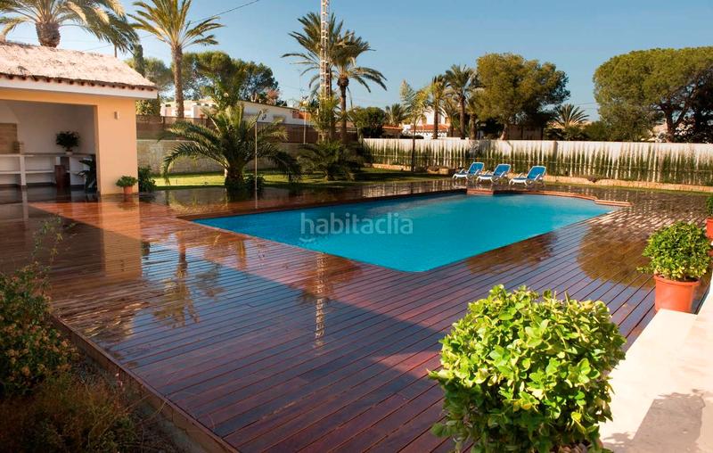 Foto 6b525130-d211-47a1-a1ad-0743780a620a. Chalet en Cabo Roig Orihuela