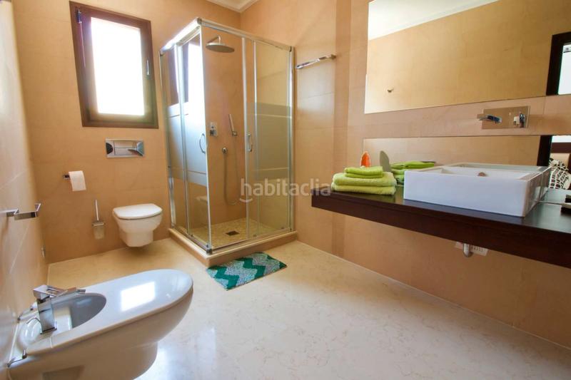 Foto ab3cb23a-b365-479c-a4de-4a47d89e1071. Chalet en Cabo Roig Orihuela