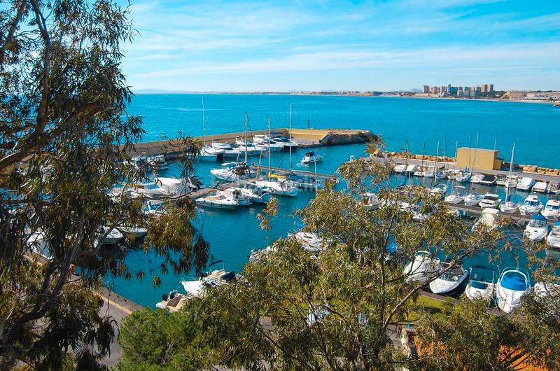 Foto 24ba2b3c-5c74-4022-9ff3-e370e1f71303. Xalet amb calefacció aparcament piscina a Cabo Roig Orihuela