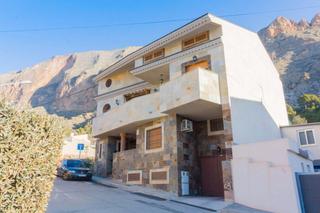 Chalet  N/a