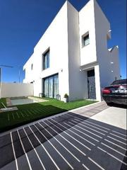 Chalet  N/a